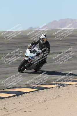 media/Oct-13-2025-Moto Forza (Mon) [[a66d839500]]/4-C Group/Session 2 (Bowl)/